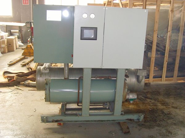 多文镇酒店中央空调不停机清洗方法介绍